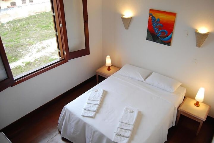 Room 4 of 40