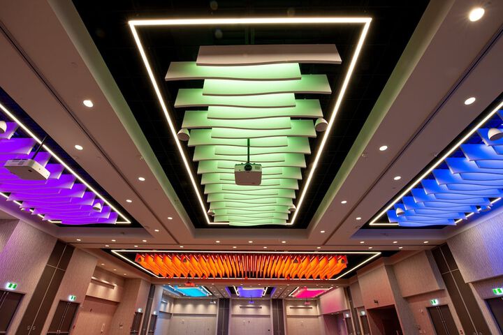Ballroom/Hall 73 of 118
