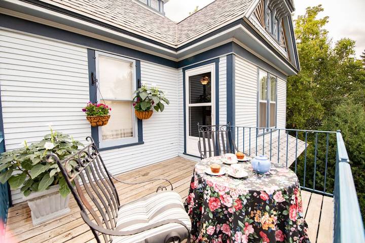 Terrace/Patio 9 of 19