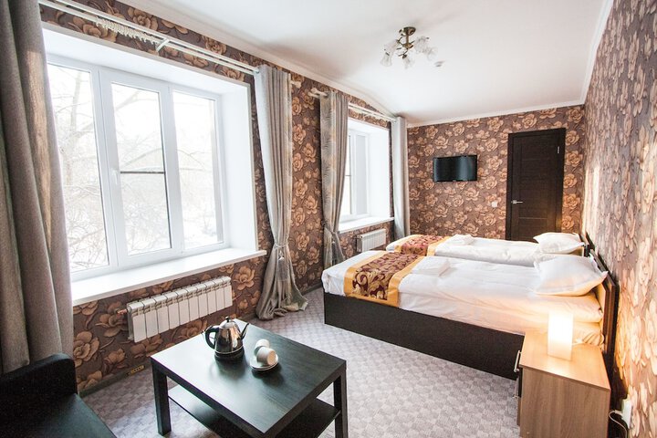 Room 6 of 71