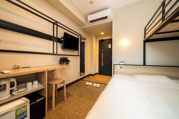 Room 22 of 52