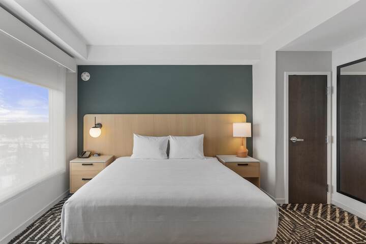 Room 56 of 103