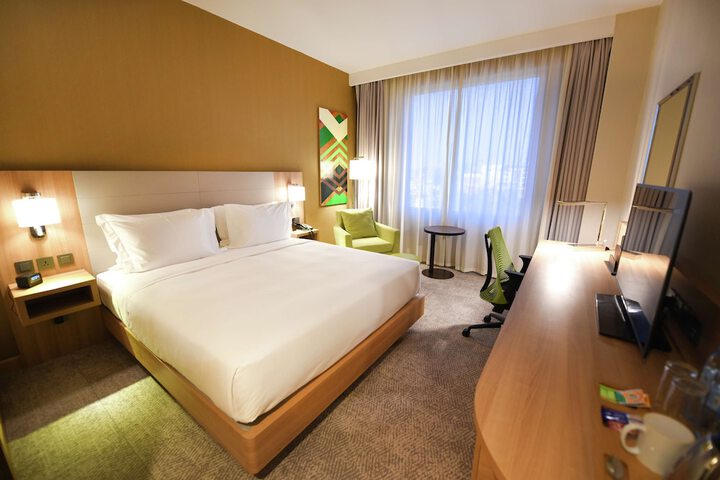 Room 14 of 49