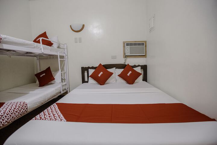 Room 12 of 43