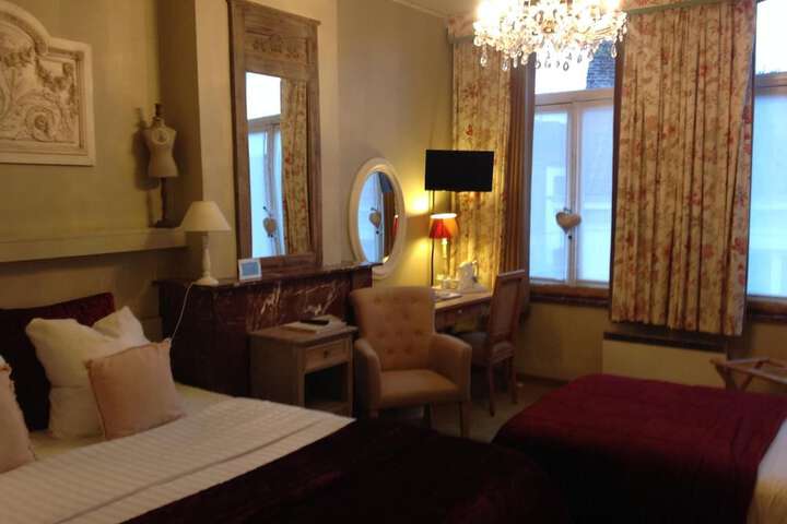 Room 13 of 50