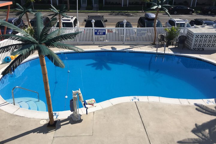 Pool 29 of 30