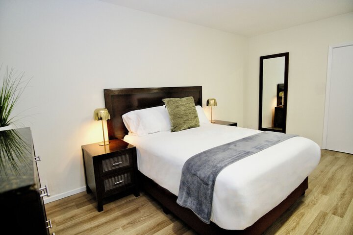 Room 82 of 159