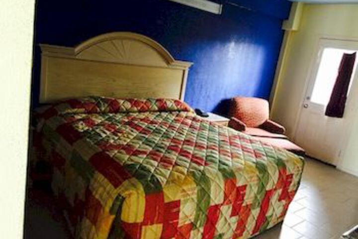 Room 22 of 31