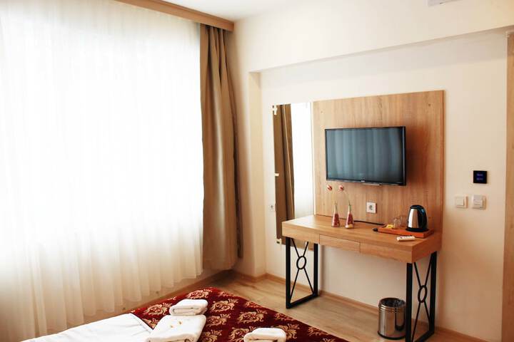 Room 26 of 46
