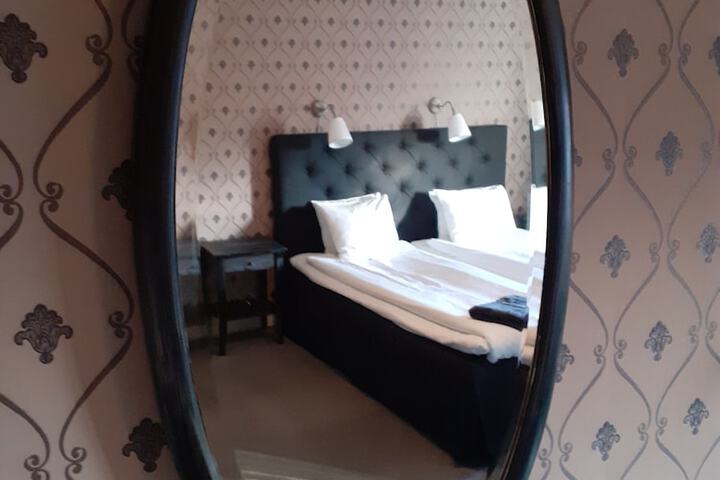 Room 26 of 56