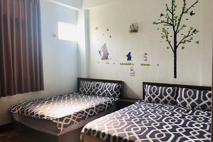 Room 8 of 15