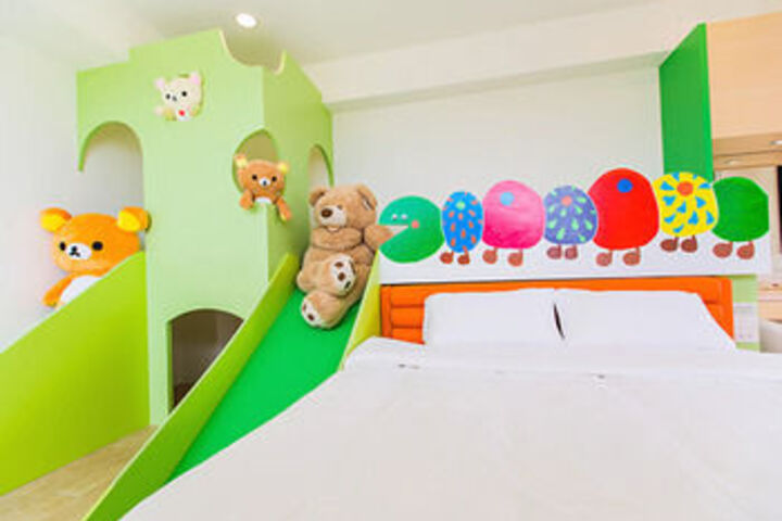 Room 33 of 55