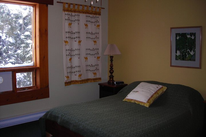 Room 2 of 17