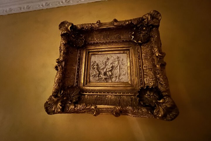 Room 14 of 42