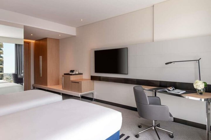 Room 30 of 90