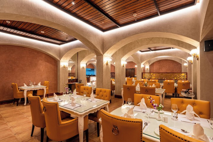 Dining 14 of 14