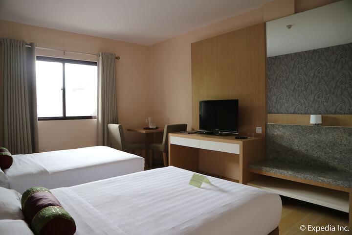 Room 19 of 97