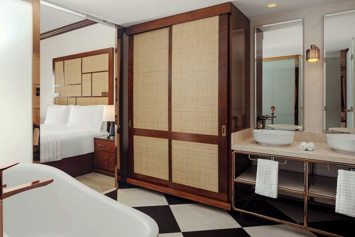 Room 44 of 234