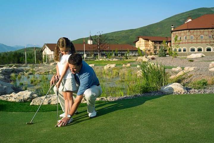 Mini-golf