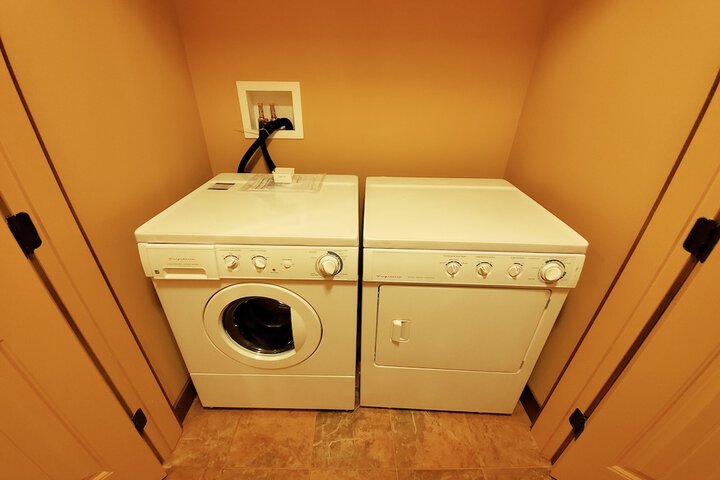 Room 45 of 76