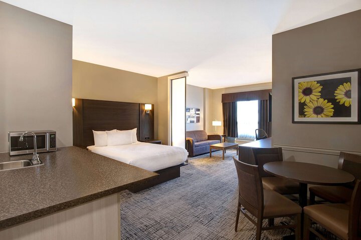 Room 18 of 44