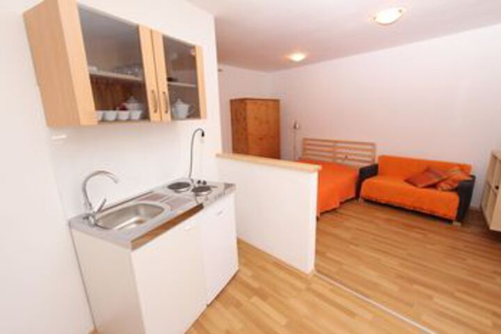 Room 40 of 42