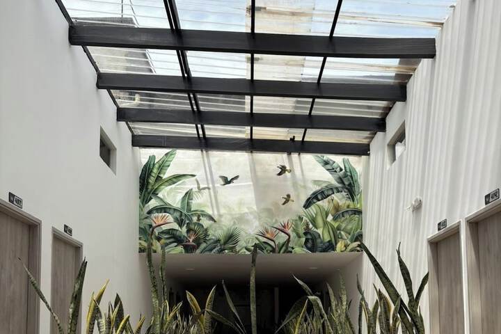 Hotel 6 of 8