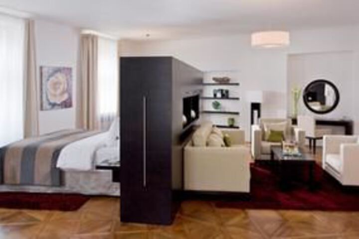 Room 18 of 55