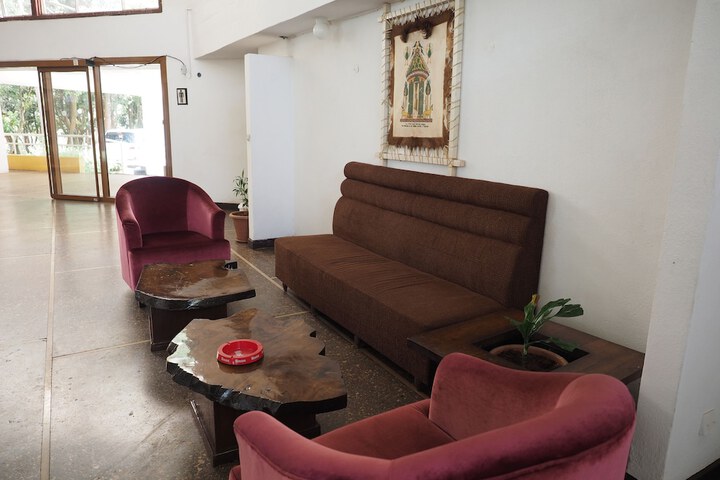 Lobby Entry