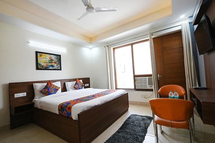 Room 17 of 29