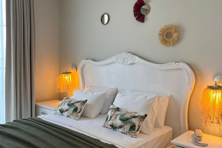 Room 18 of 72