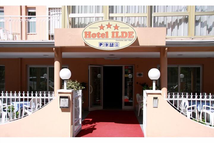 Hotel 40 of 43