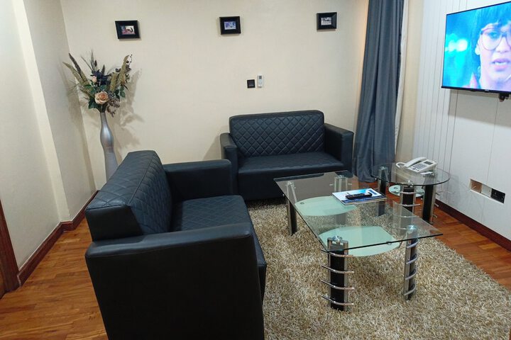 Room 43 of 77