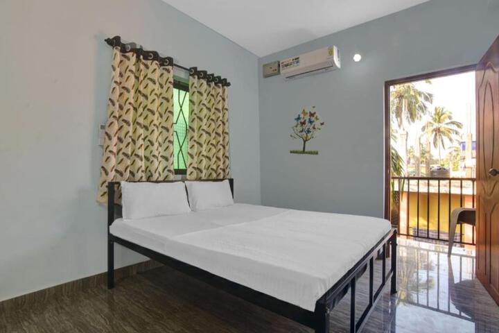 Hotel O by OYO Sai Leela