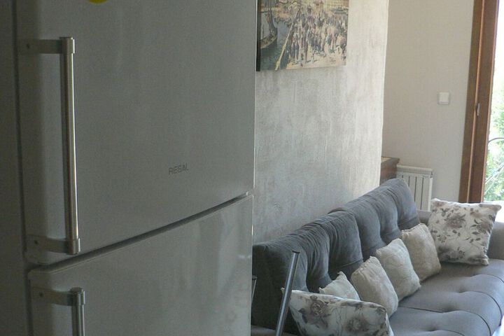 Room 27 of 263