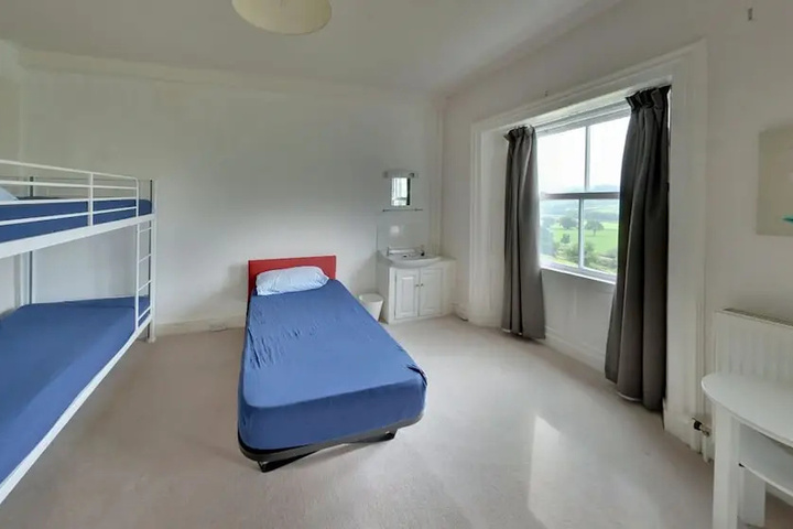 Room 2 of 12