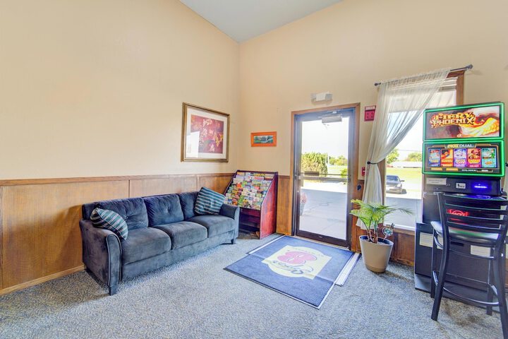 Hotel Interior 9 of 62