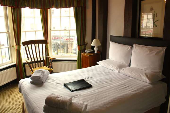 Room 15 of 31