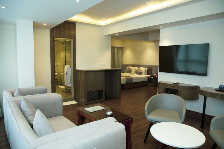 Room 19 of 44