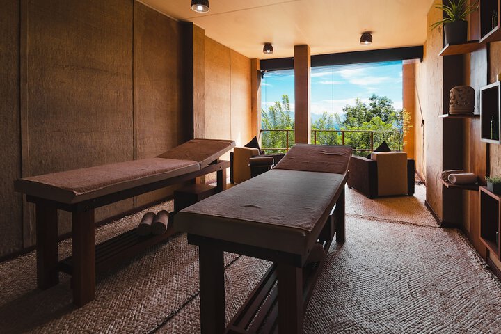 Spa 40 of 56