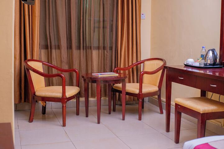 Room 20 of 53