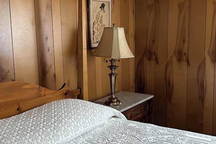Room 13 of 81