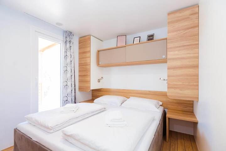 Room 5 of 21