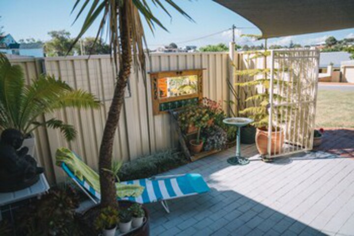 Terrace/Patio 16 of 17