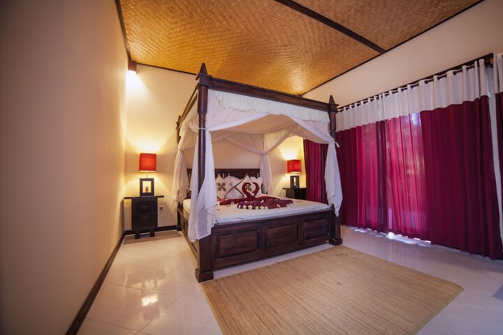 Room 27 of 105