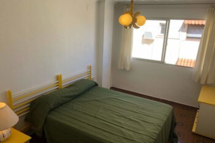 Room 14 of 16