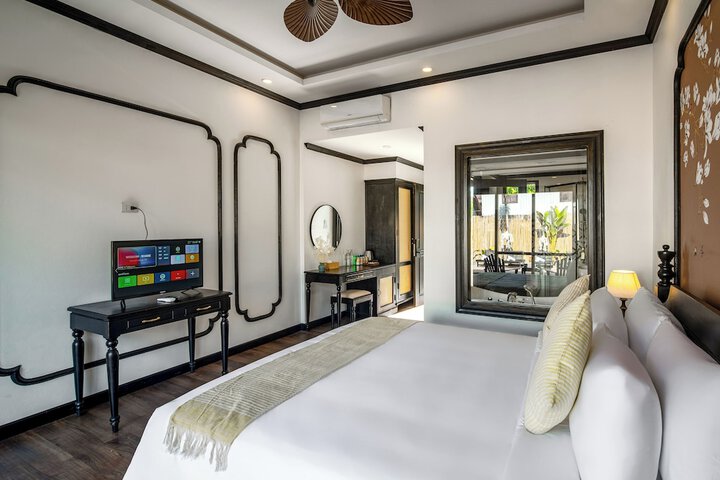 Room 25 of 60