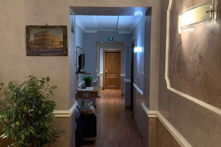 Hotel 2 of 19
