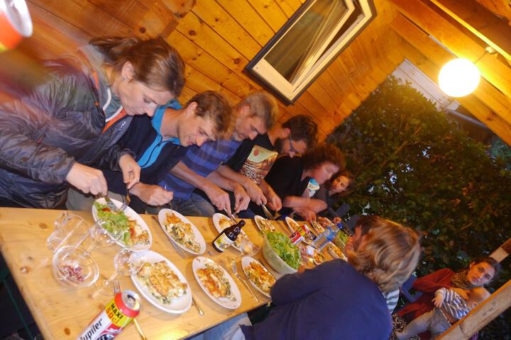 Dining 51 of 58