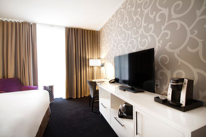 Room 15 of 79